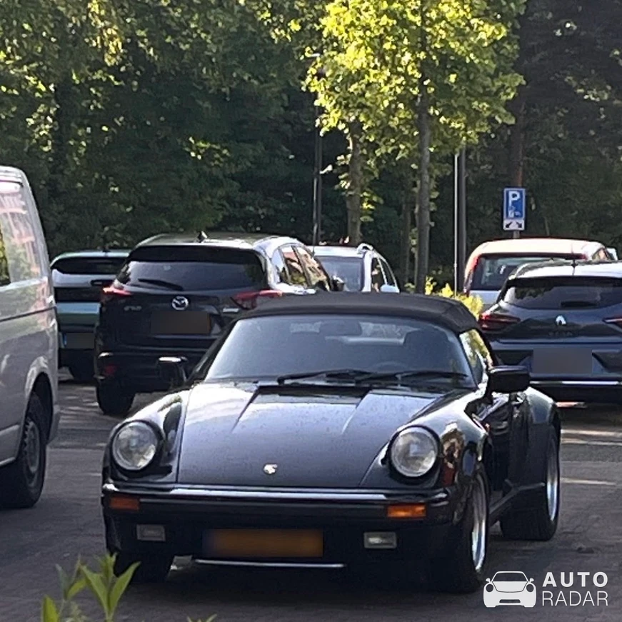 Porsche 911 SC Cabriolet spotted in Laupheim
