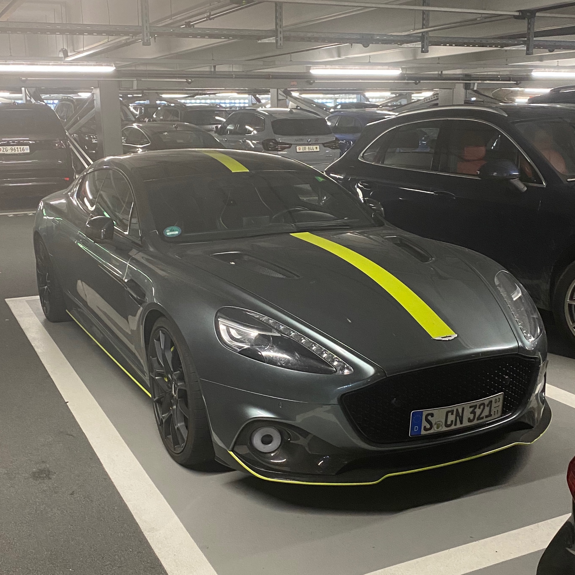 Aston Martin Rapide S AMR
