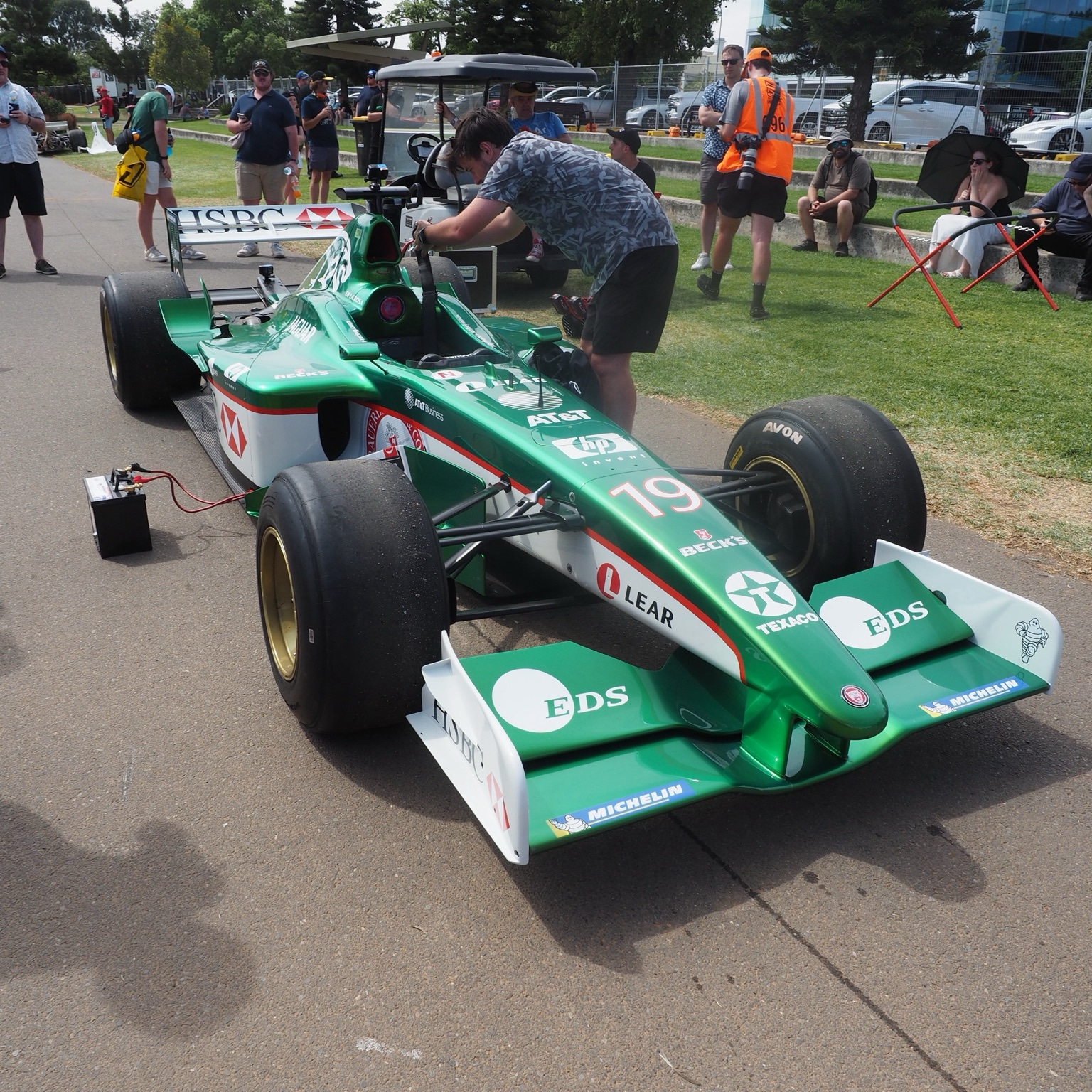 Jaguar R2