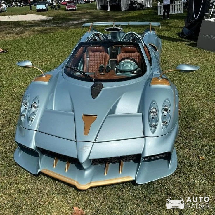 Pagani Huayra Imola spotted in Greater London, Reino Unido