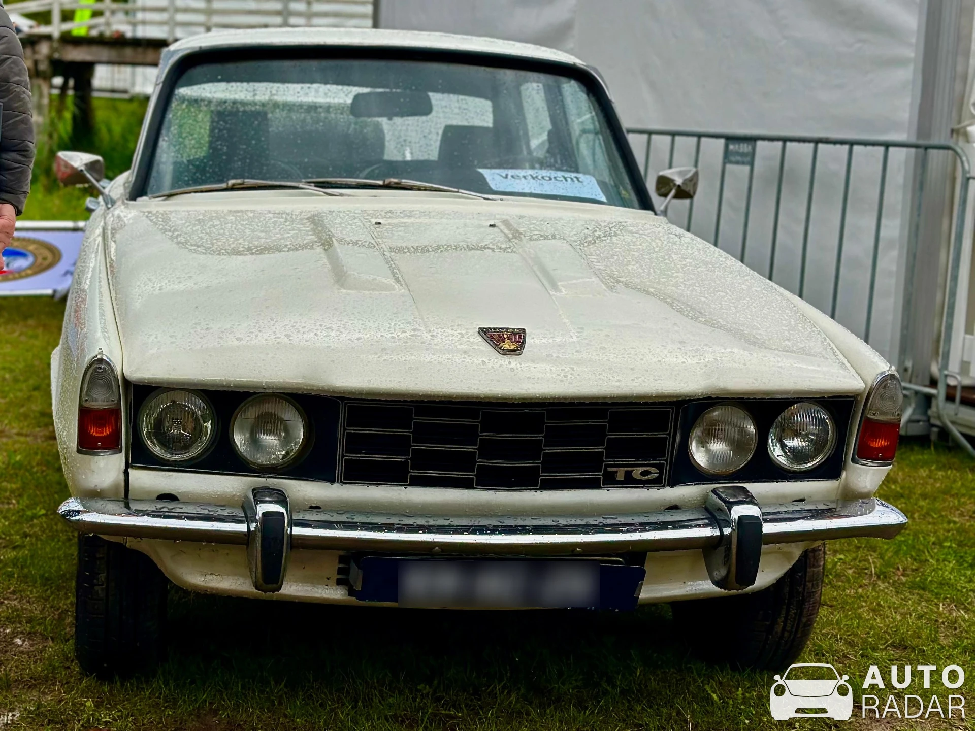 Rover P6 3500 spotted in Beesd