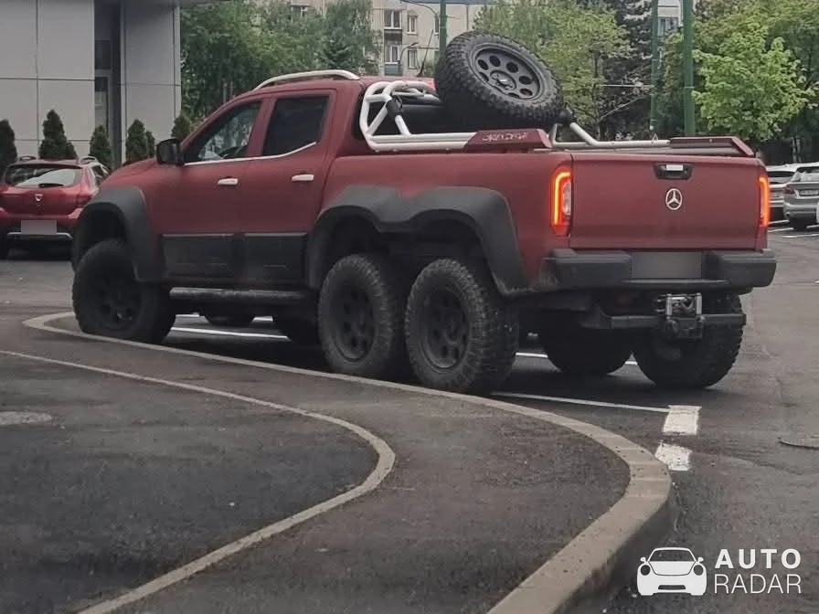 Mercedes-Benz X-Klasse spotted in Podari