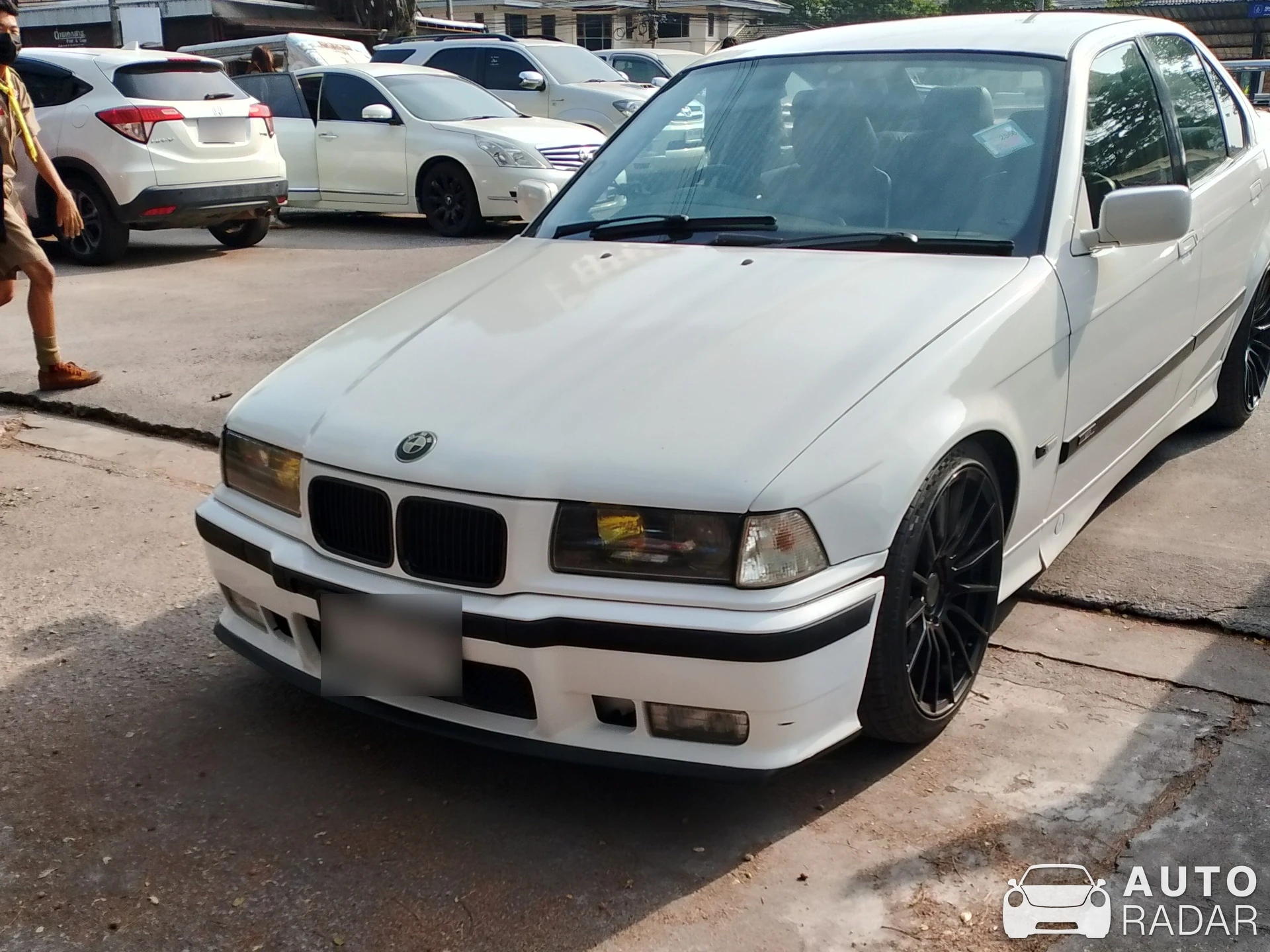 BMW 3 Series E36 spotted in Muang Pattaya, Thailand