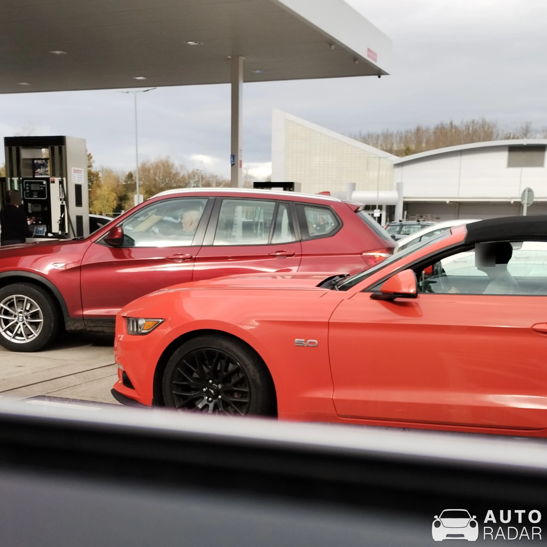 Ford Mustang GT Convertible spotted in Berkshire, United Kingdom