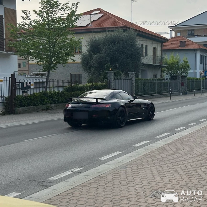Mercedes-AMG GT R C190 spotted in Carmagnola