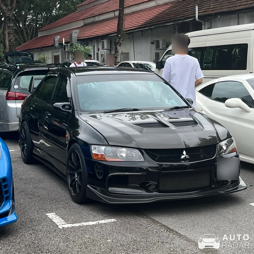 Mitsubishi Lancer Evolution IX RS spotted in Singapore