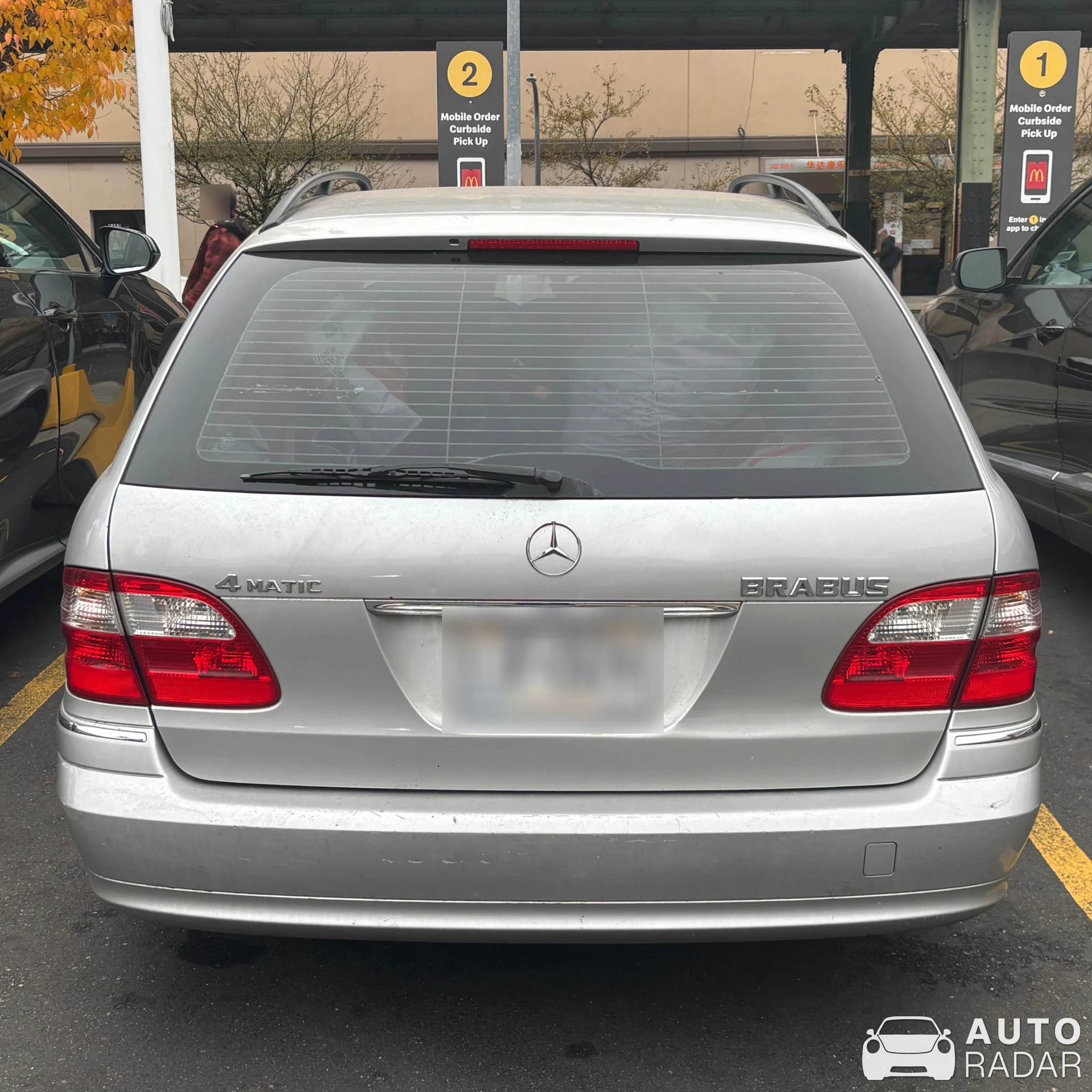 Mercedes-Benz E-Klasse Estate S211 spotted in Brooklyn, United States
