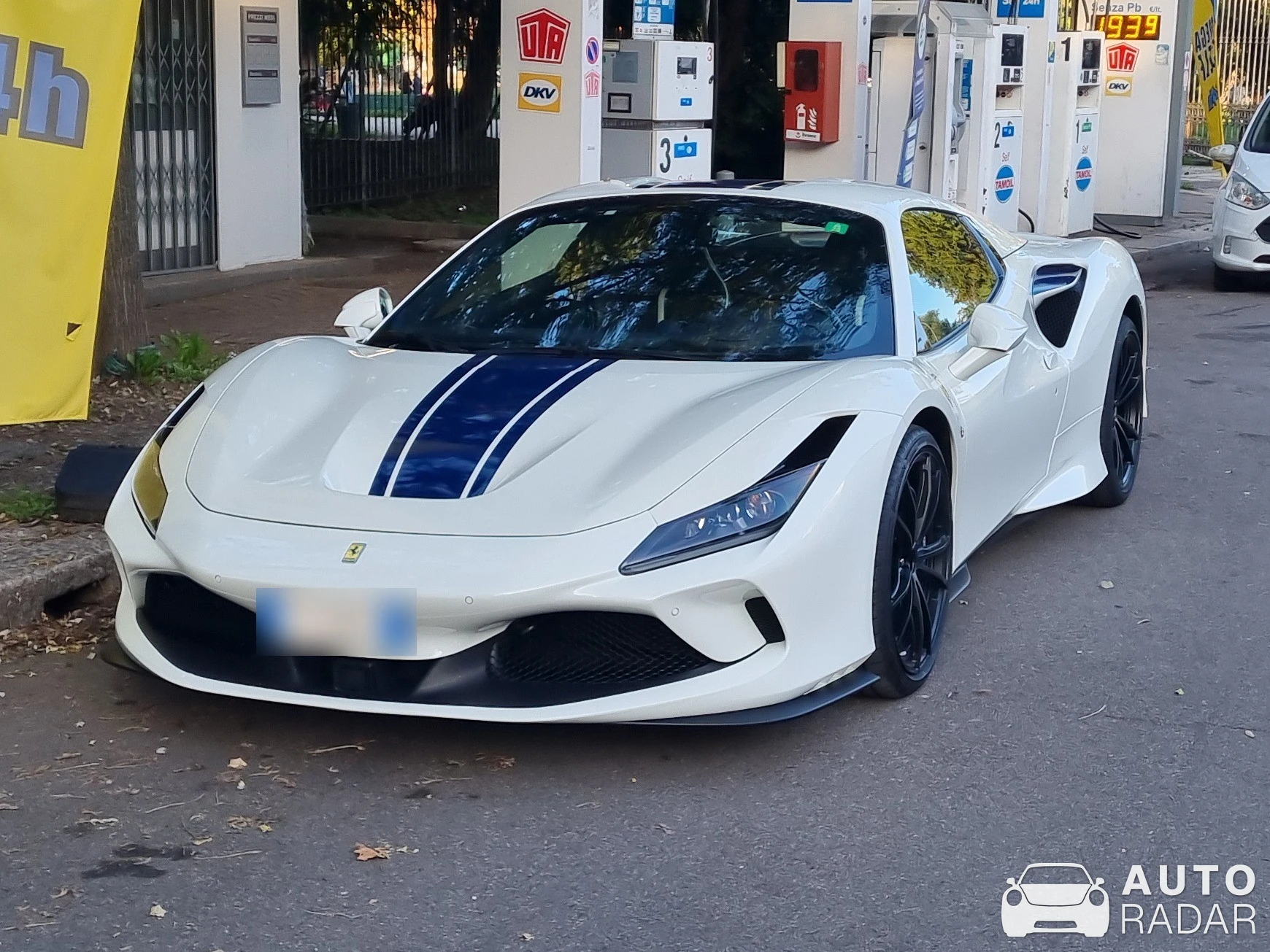 Ferrari F8 Spider spotted in Milano, Italia