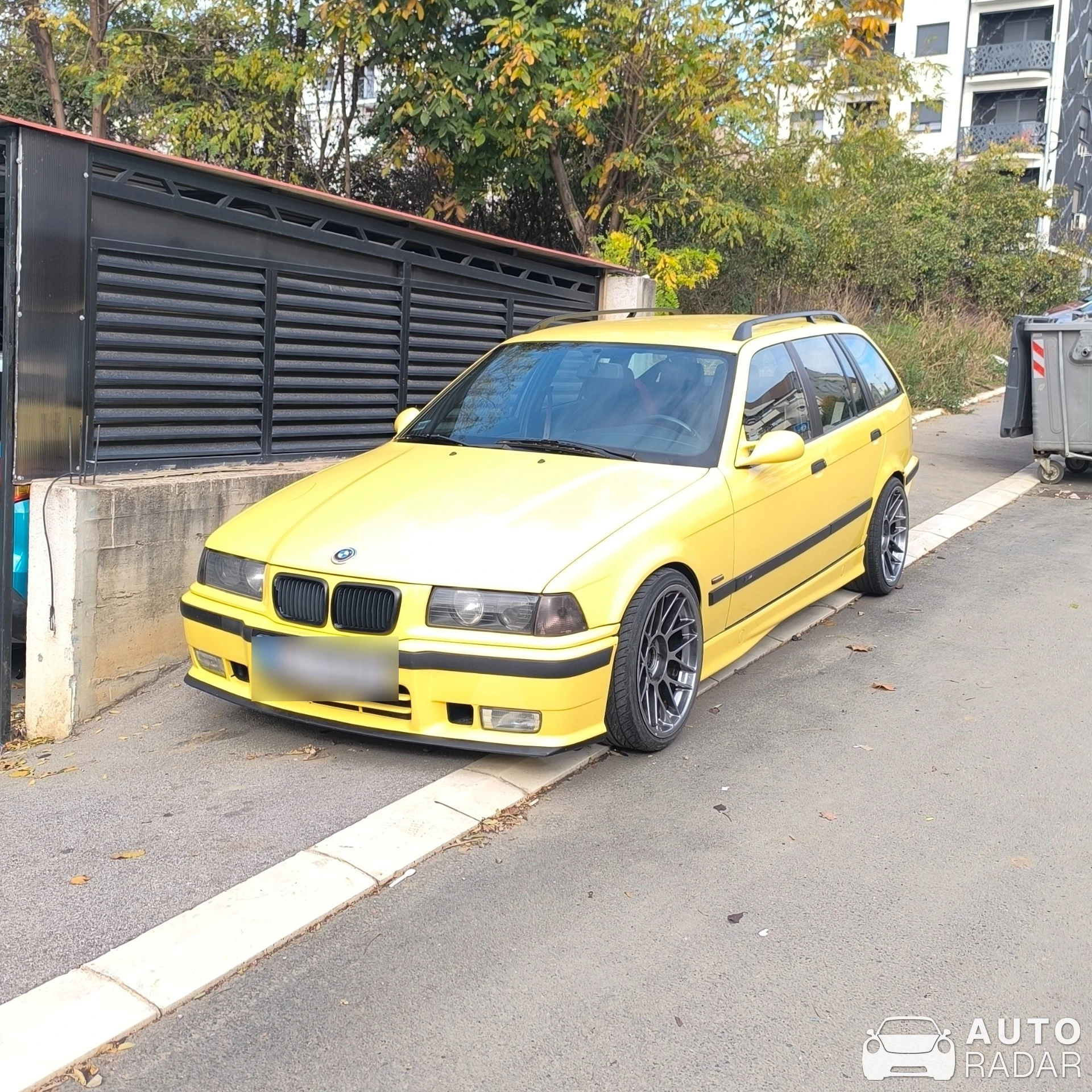 BMW 3 Series E36 Touring spotted in Belgrade