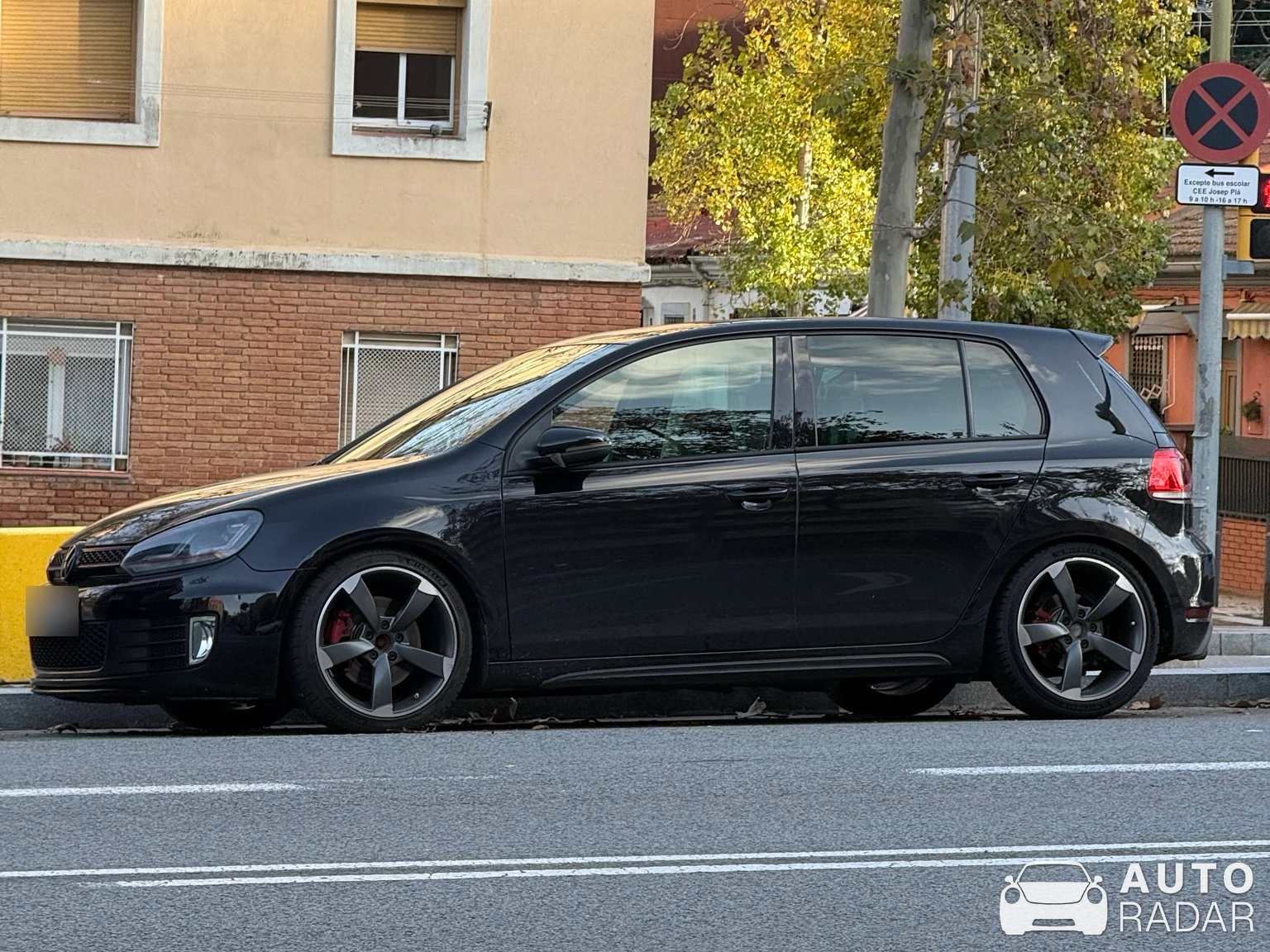 Volkswagen Golf GTI spotted in Barcelona, Spain