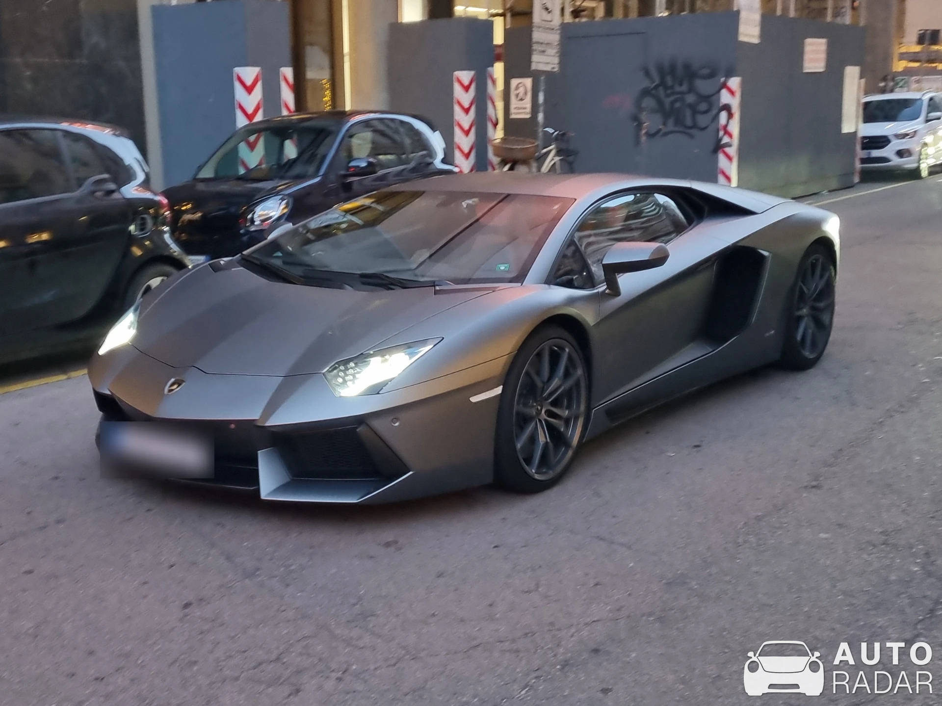 Lamborghini Aventador LP700-4 spotted in Milano, Italia