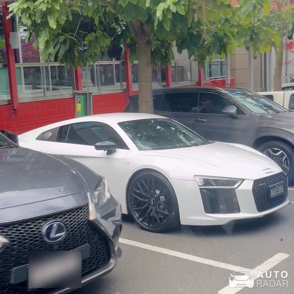 Audi R8 V10 spotted in South Brisbane, Australia