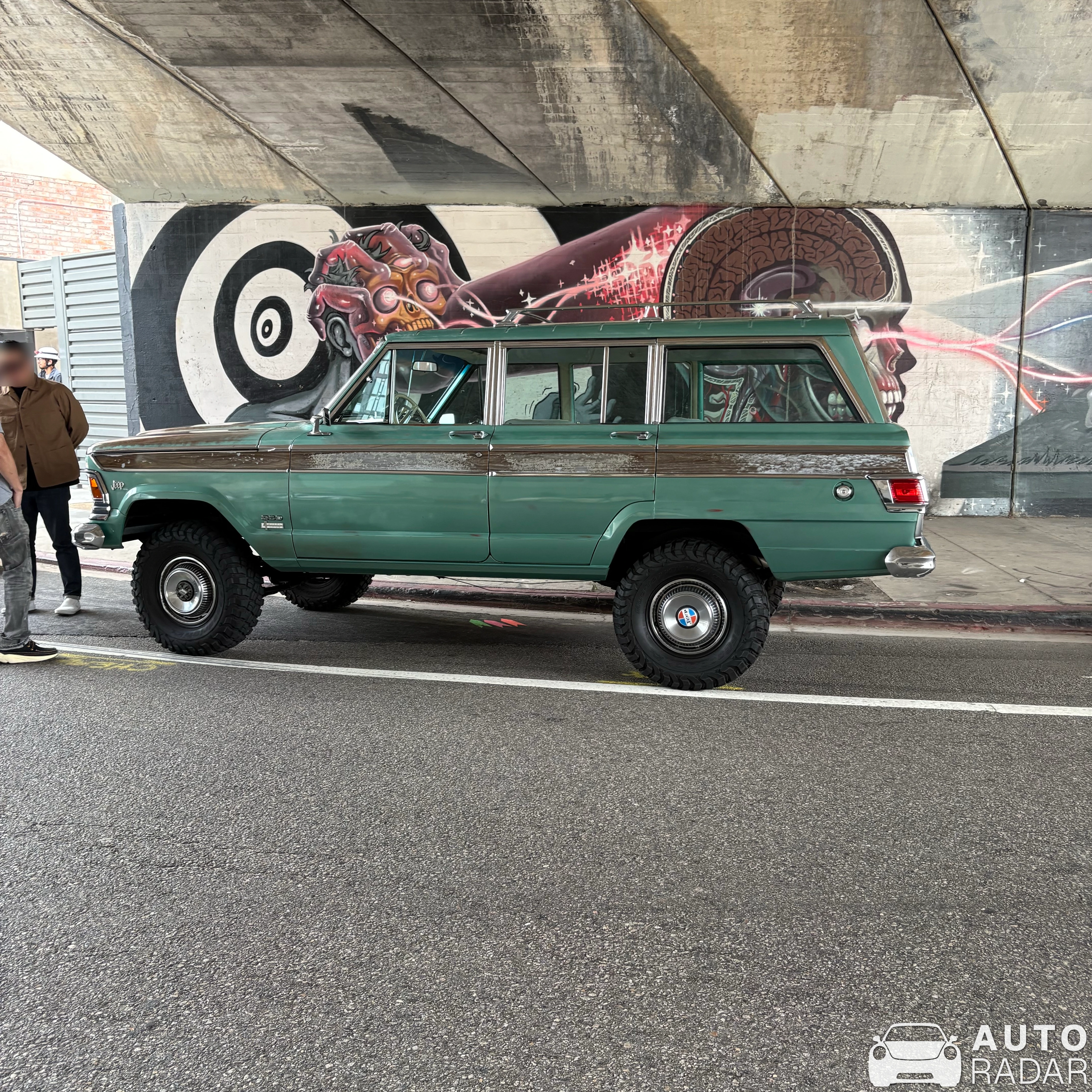 Jeep Grand Wagoneer spotted in Los Angeles
