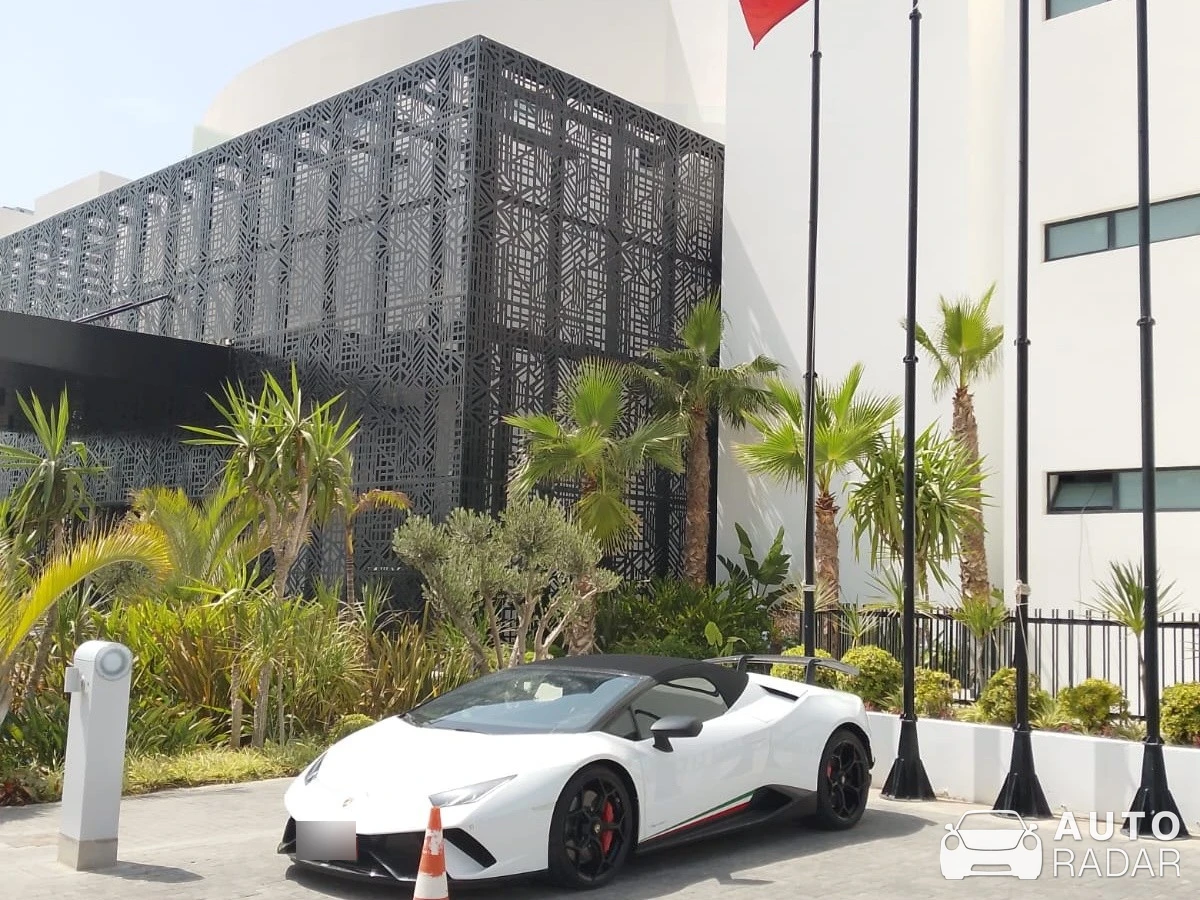 Lamborghini Huracán LP640-4 Performante Spyder spotted in Tanger