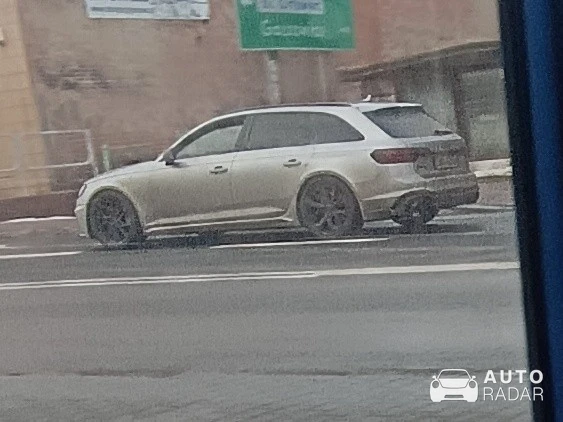 Audi RS4 Avant B9 spotted in Rydułtowy, Poland