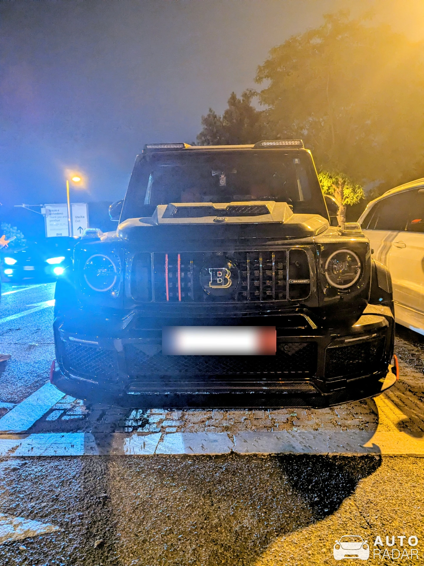 Mercedes-AMG Brabus G 900 Rocket W463 2018 spotted in Roma
