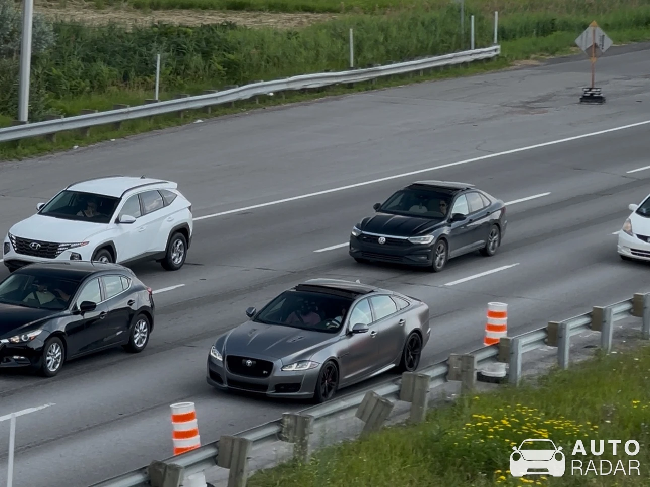 Jaguar XJ S spotted in Terrebonne