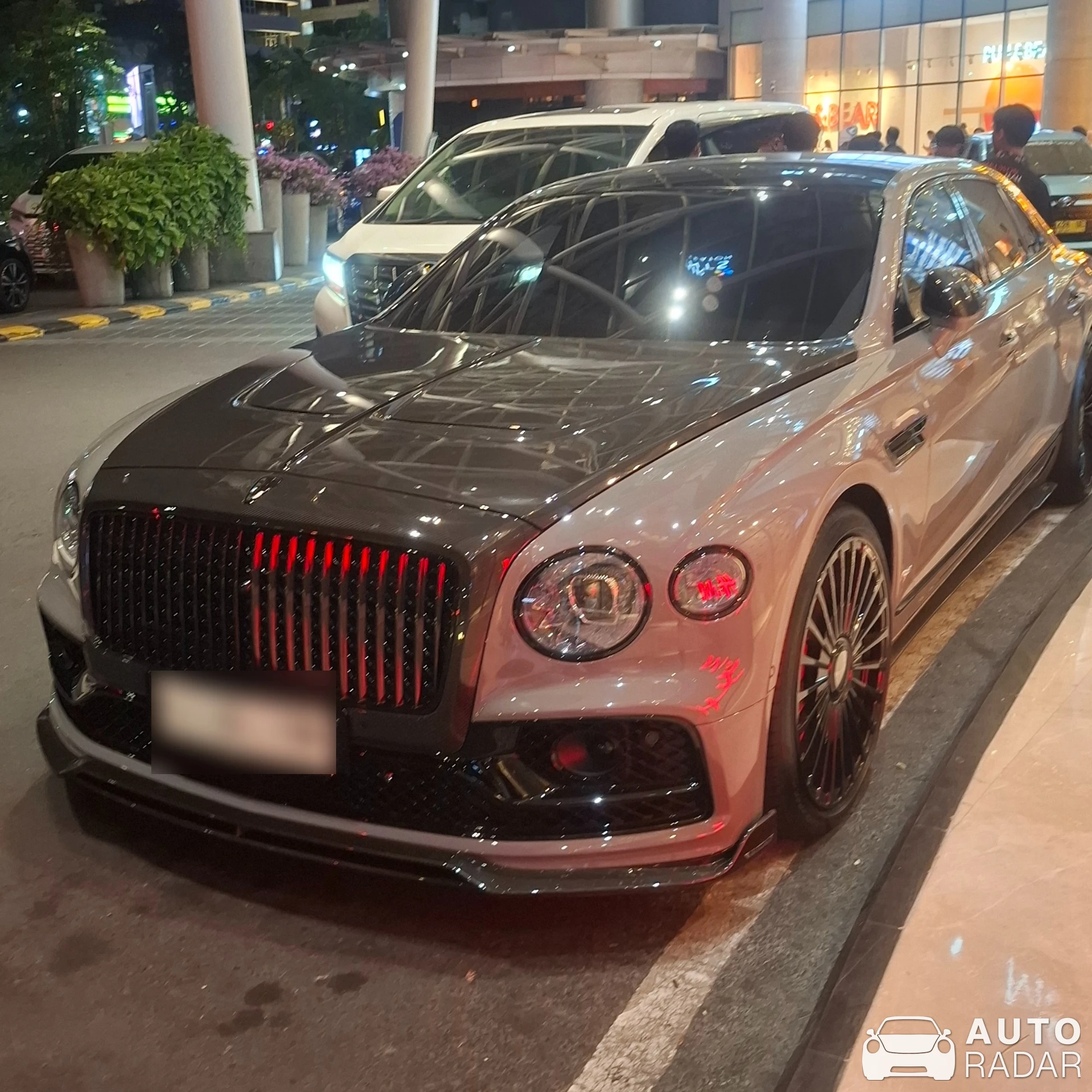 Bentley Flying Spur Hybrid Mulliner spotted in Surabaya