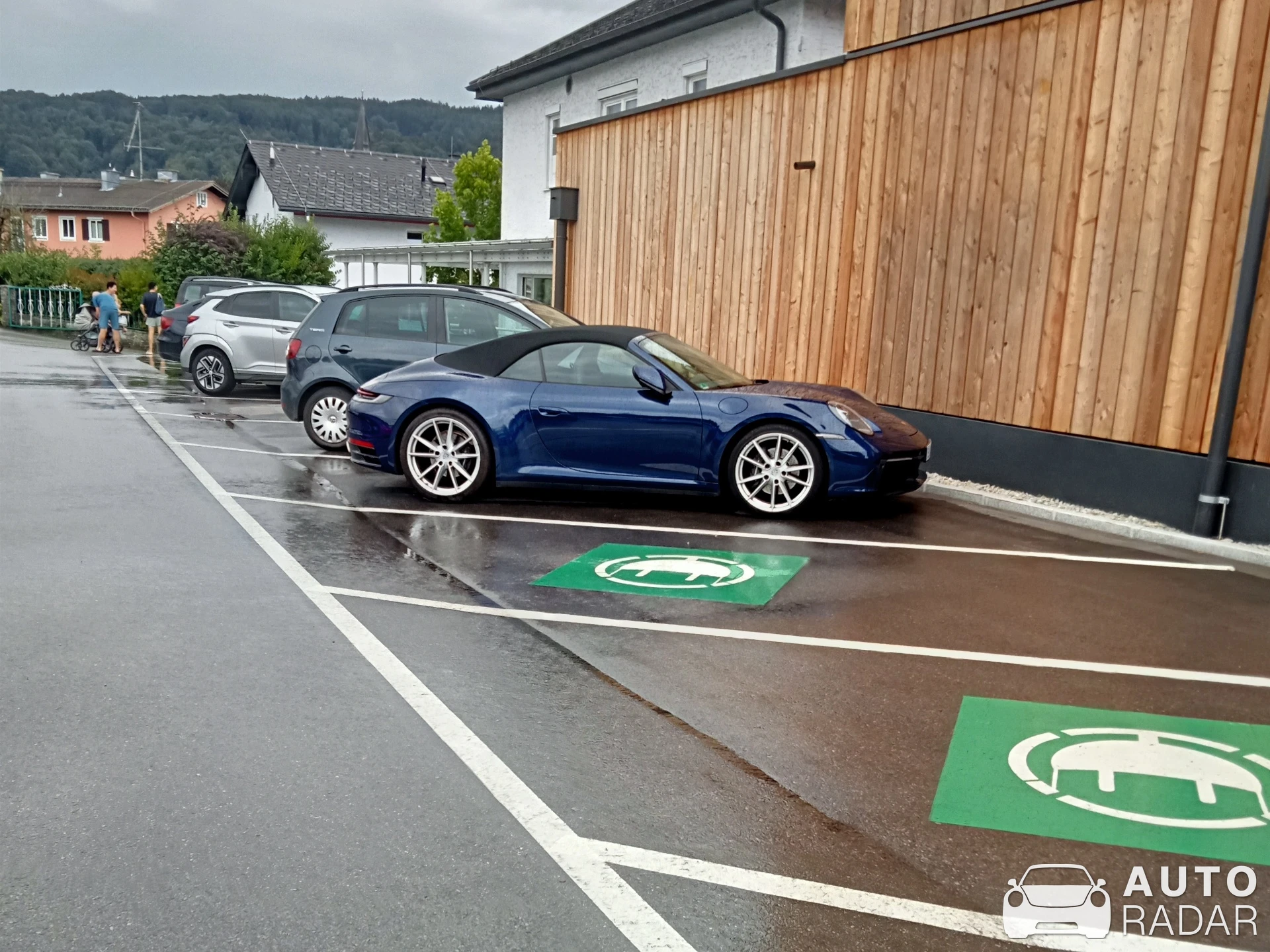Porsche 992 Carrera Cabriolet MkI spotted in Salzburg, Austria