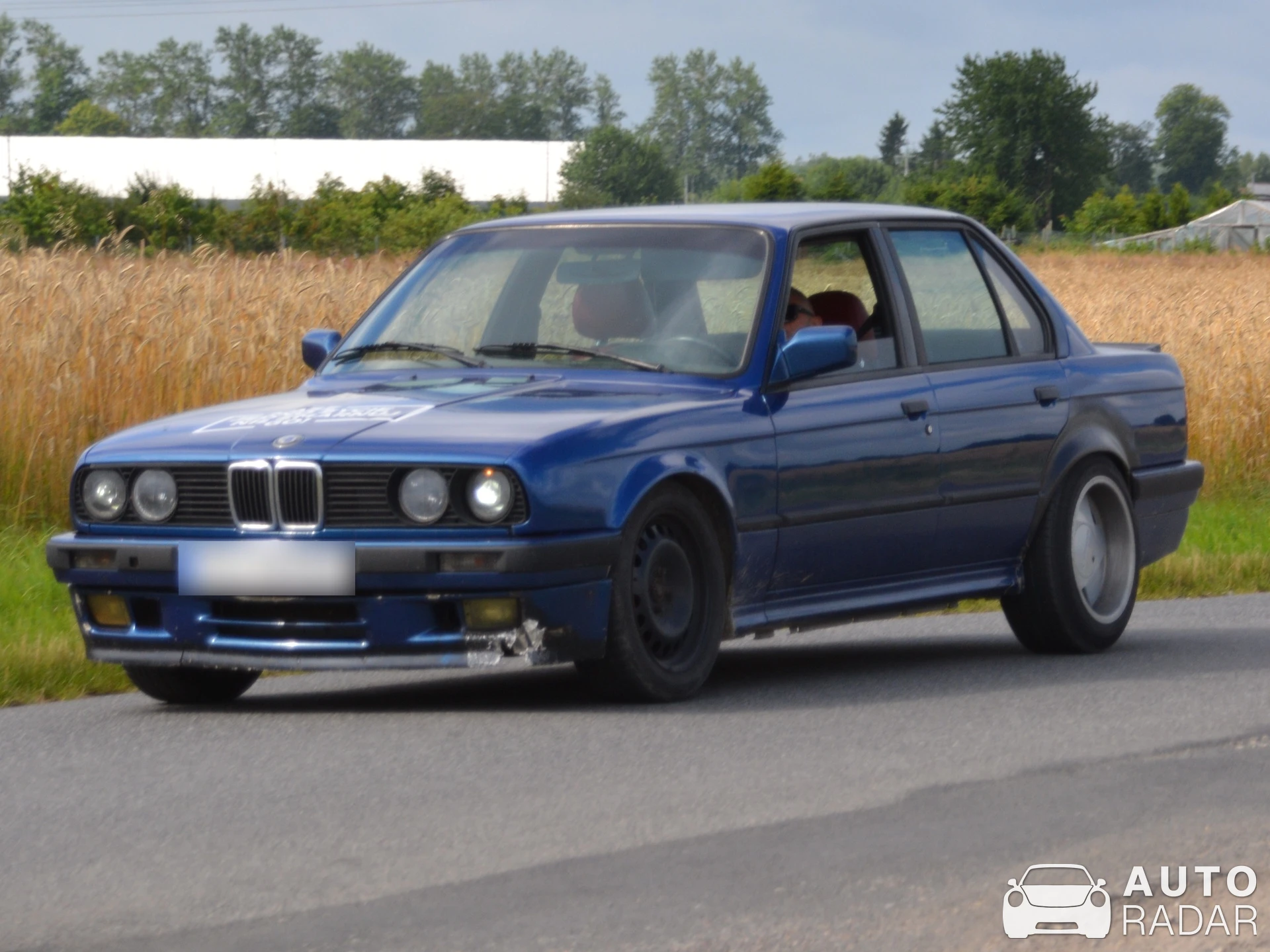 BMW 3 Series E30 spotted in Jarosławiec