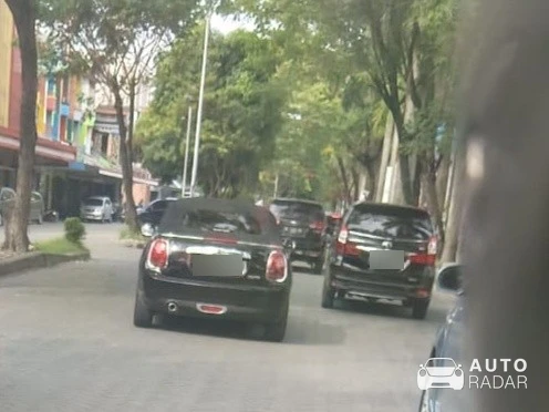 Mini R56 John Cooper Works Cabriolet spotted in Deli Serdang