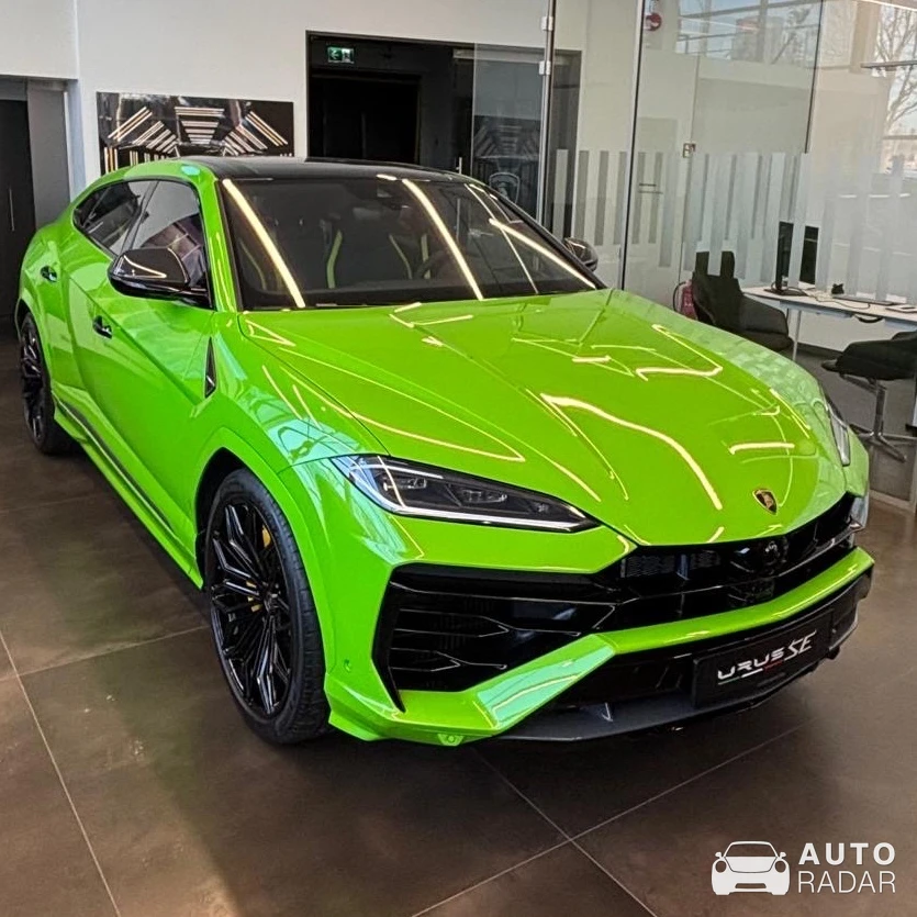 Lamborghini Urus SE spotted in Riga, Latvia