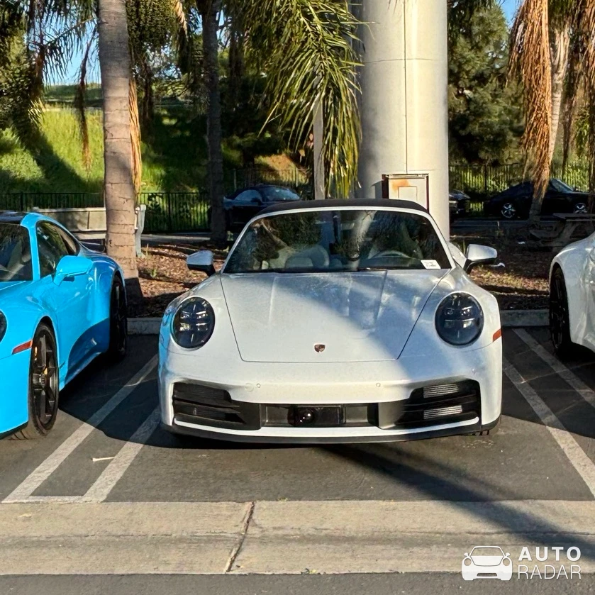 Porsche 992 Carrera Cabriolet MkI spotted in Hawthorne, United States