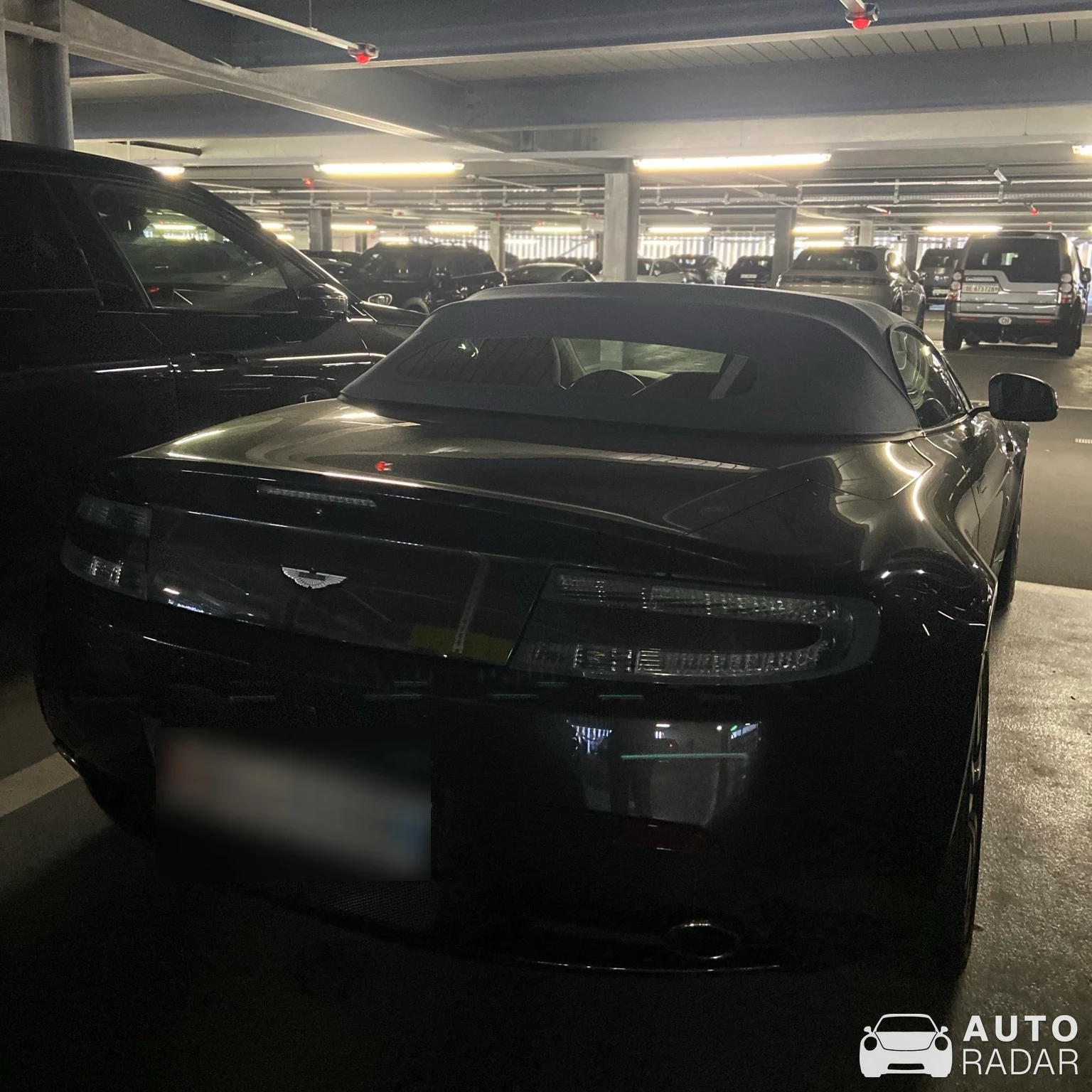 Aston Martin V8 Vantage S Roadster spotted in Zürich, Schweiz