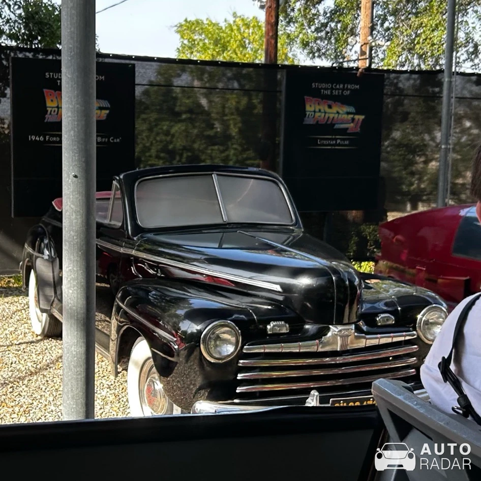 Ford Super DeLuxe Convertible 1946 spotted in Saratoga Springs