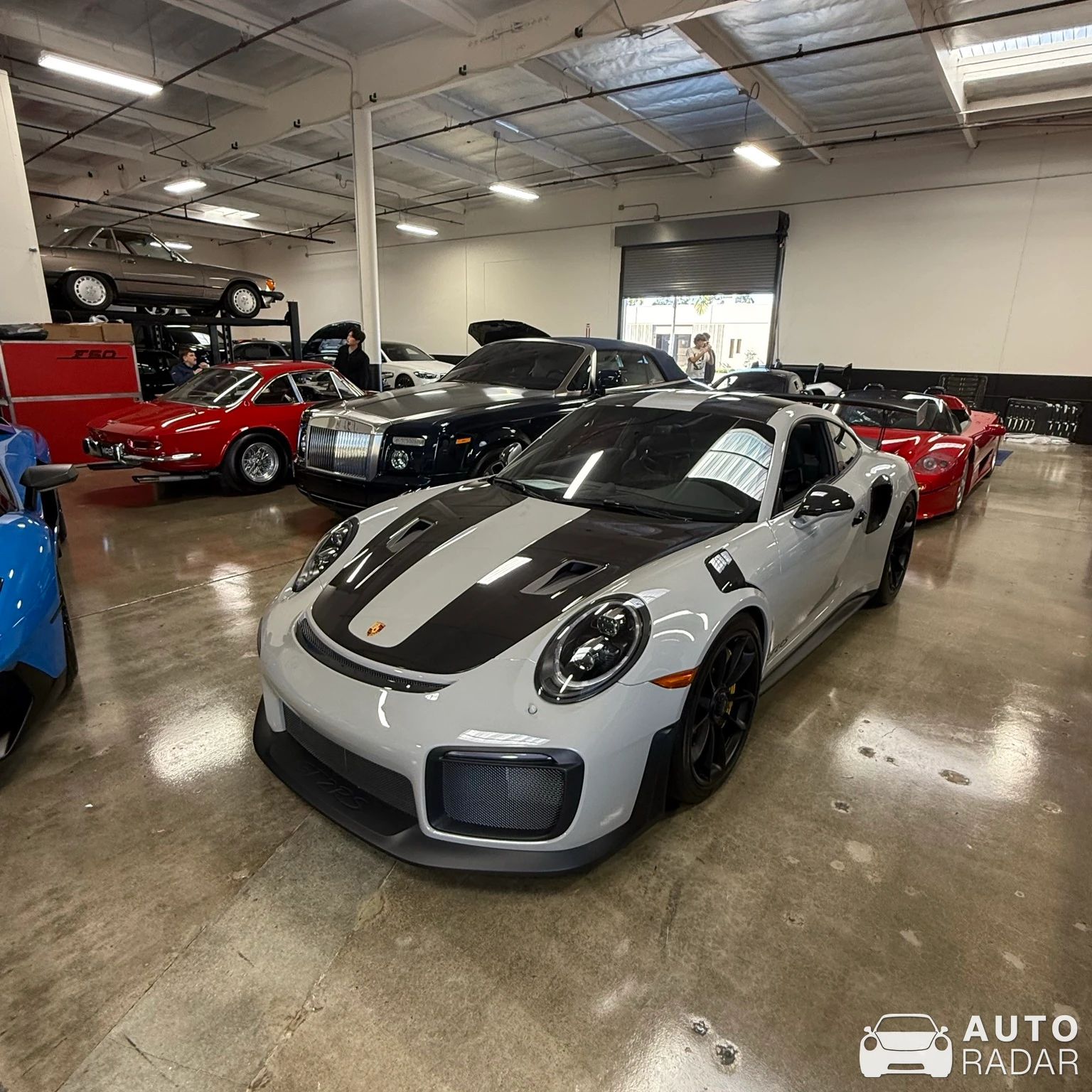 Porsche 991 GT2 RS spotted in Santa Ana, United States