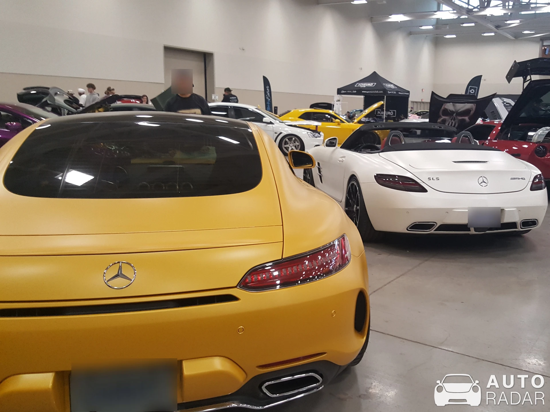 Mercedes-Benz SLS AMG Roadster spotted in Niagara Falls, Canada