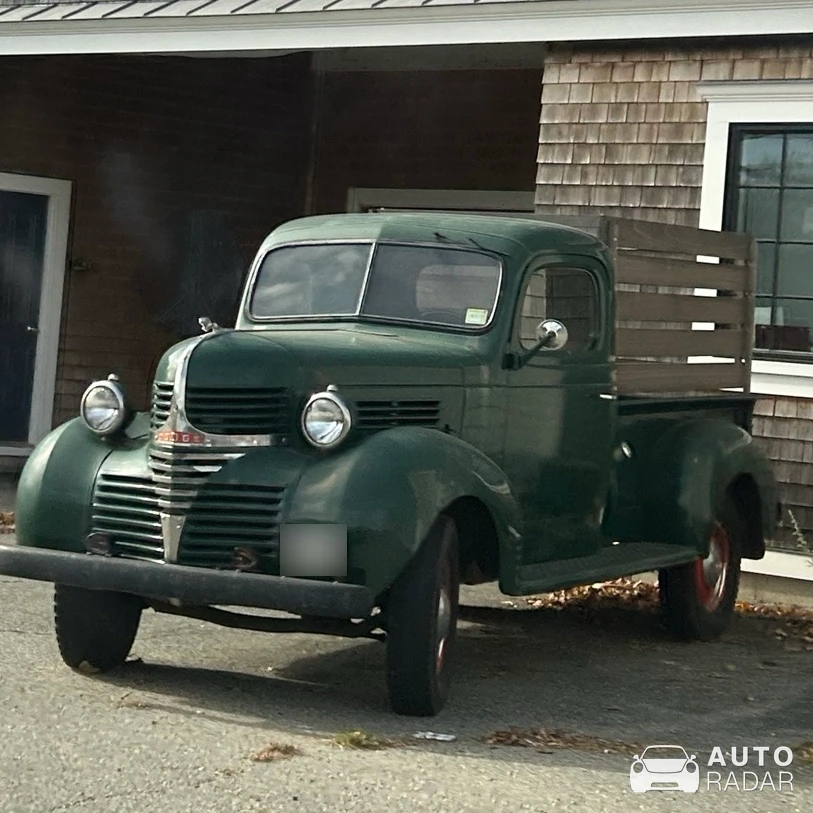 Dodge W-Series spotted in Middletown