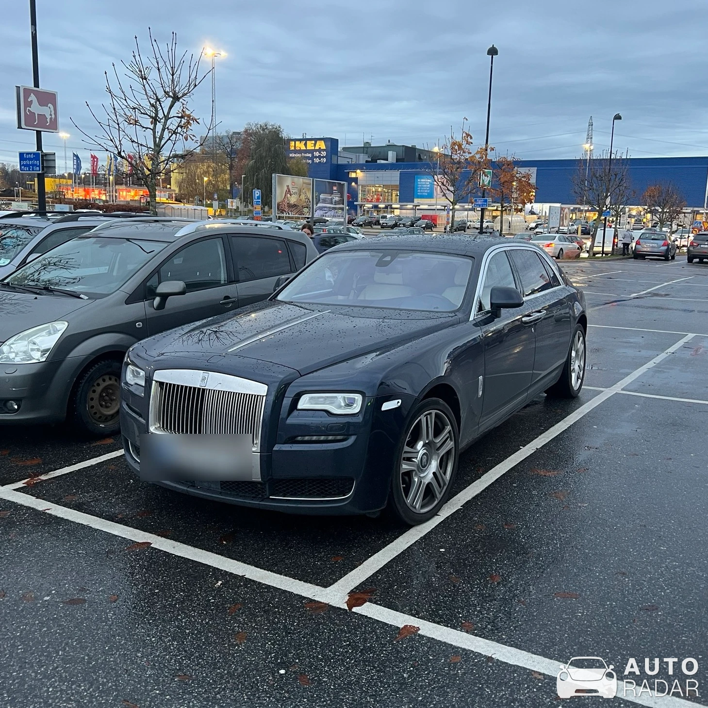 Rolls-Royce Ghost EWB spotted