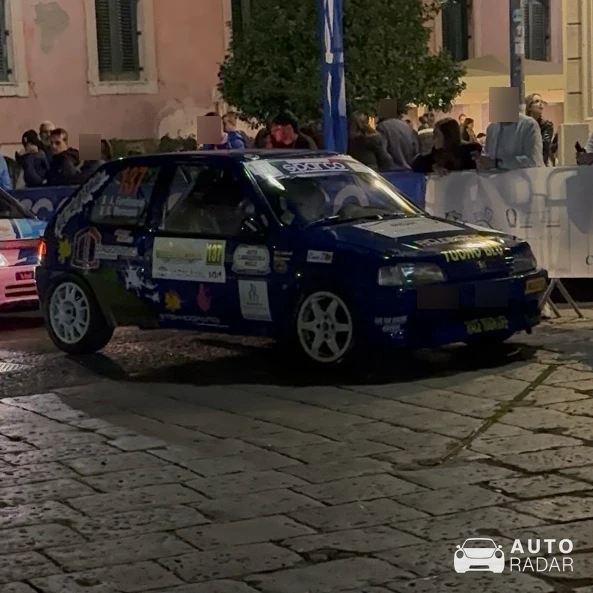 Peugeot 106 XSI spotted in Messina