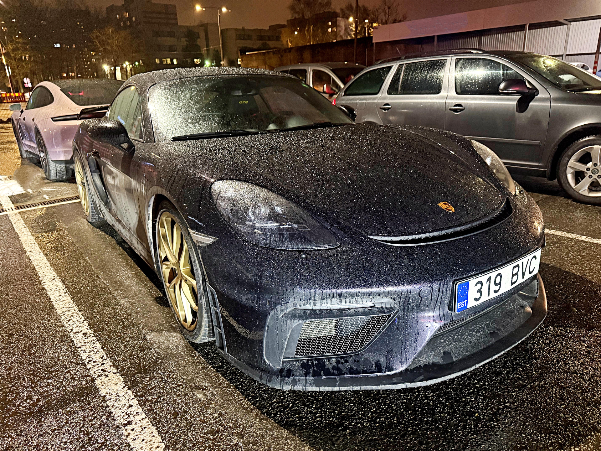 Porsche 718 Cayman GT4