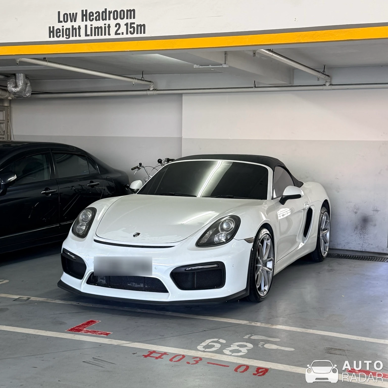 Porsche 981 Spyder spotted in Singapore