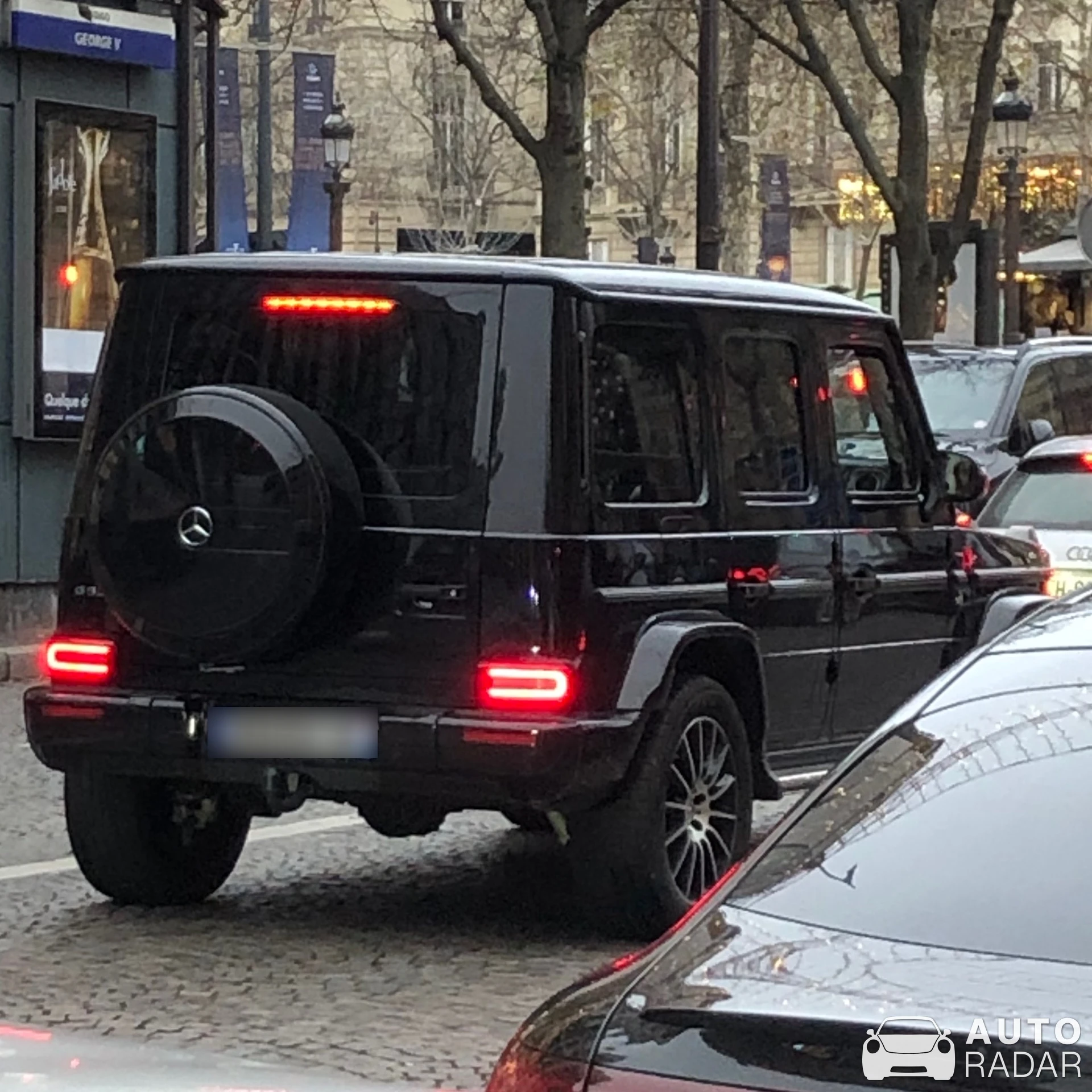 Mercedes-Benz G 500 spotted in Paris, France