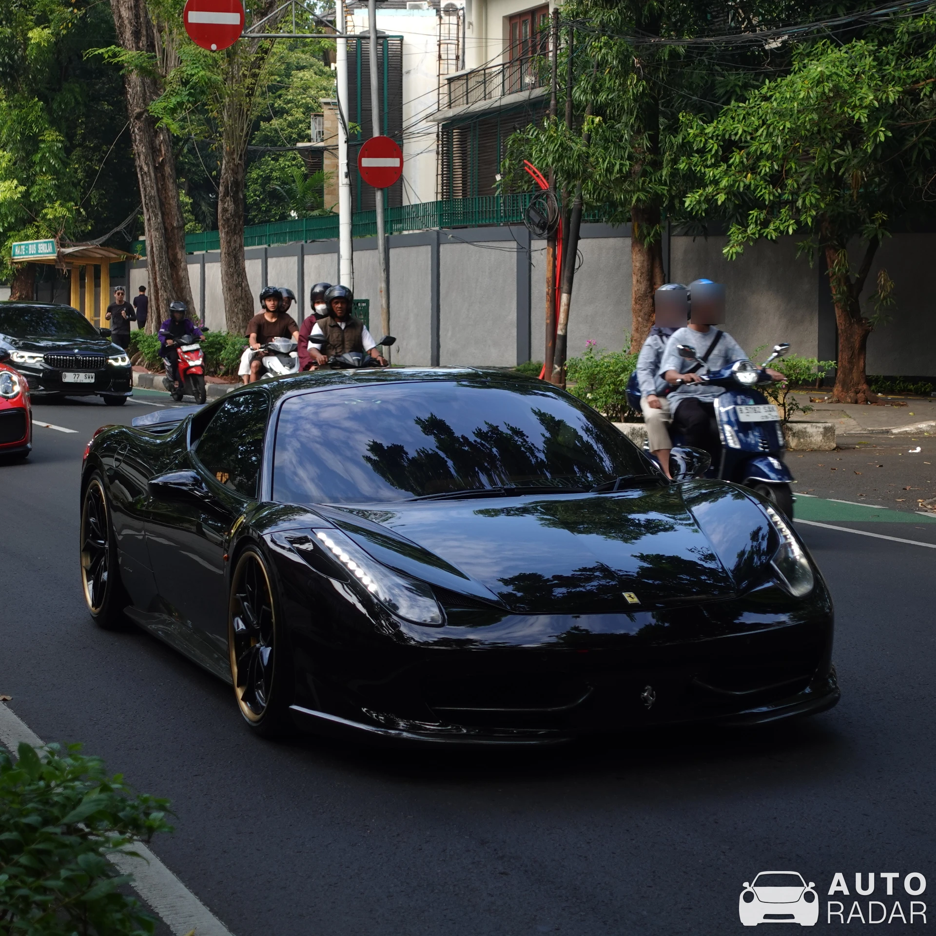 Ferrari 458 Italia Novitec Rosso spotted in Jakarta, Indonesia