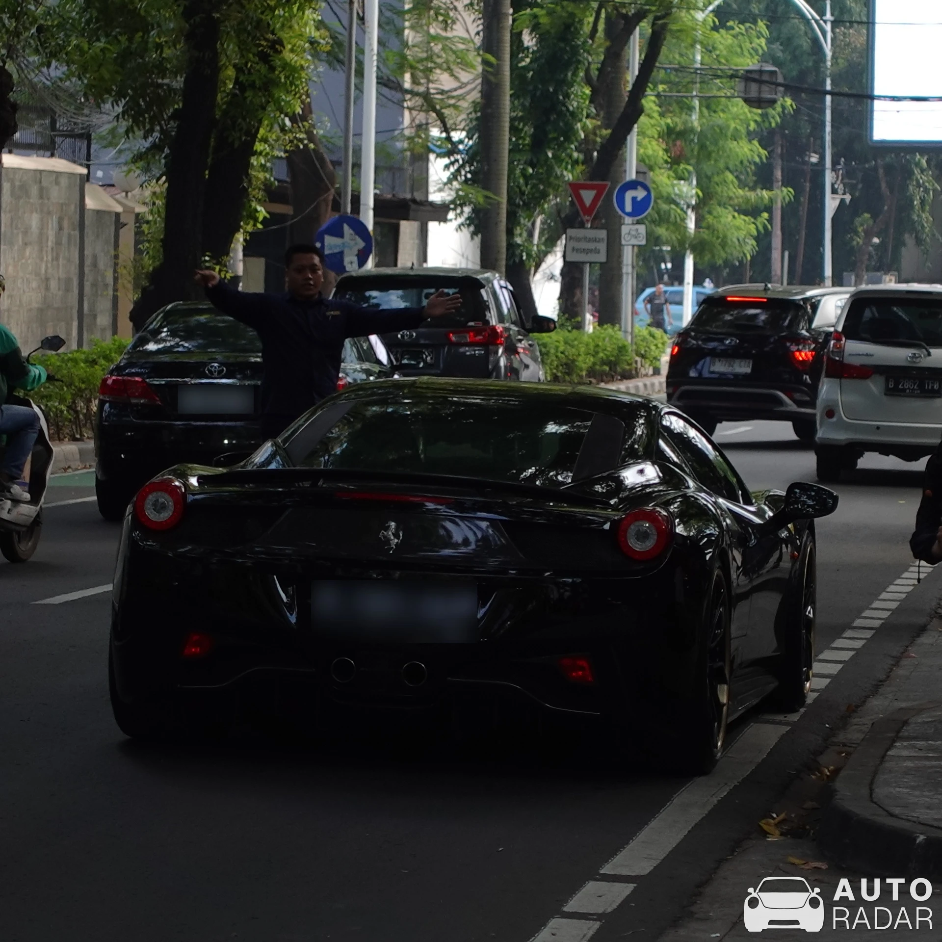 Ferrari 458 Italia Novitec Rosso spotted in Jakarta