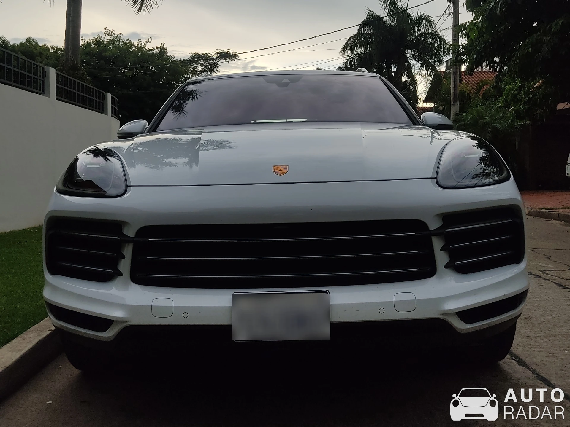 Porsche Cayenne S spotted in Santa Cruz de la Sierra