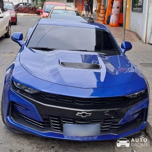 Chevrolet Camaro SS spotted in Santa Terezinha, Brazil
