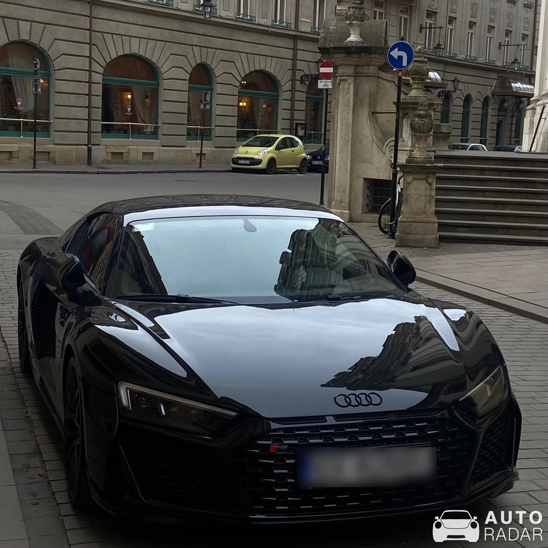 Audi R8 V10 spotted in Kraków, Польша