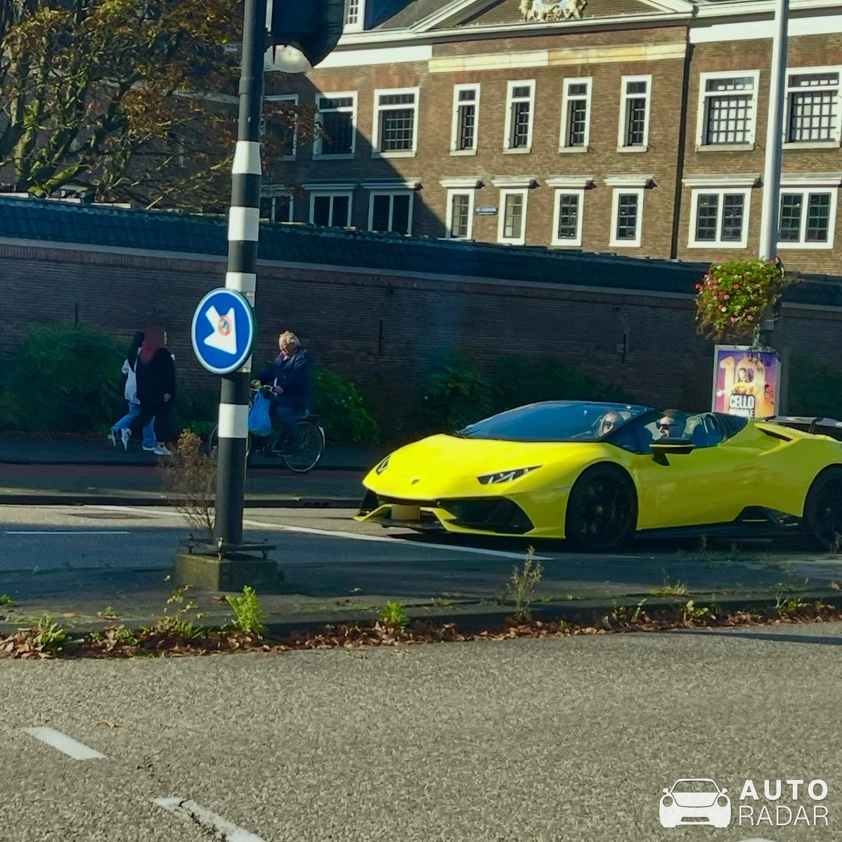 Lamborghini Huracán LP610-4 Spyder spotted in Amsterdam, Netherlands