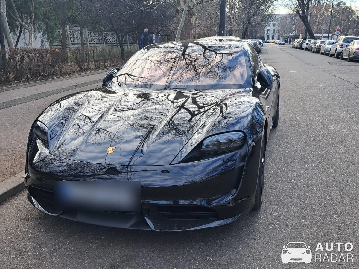 Porsche Taycan GTS spotted in București, Romania