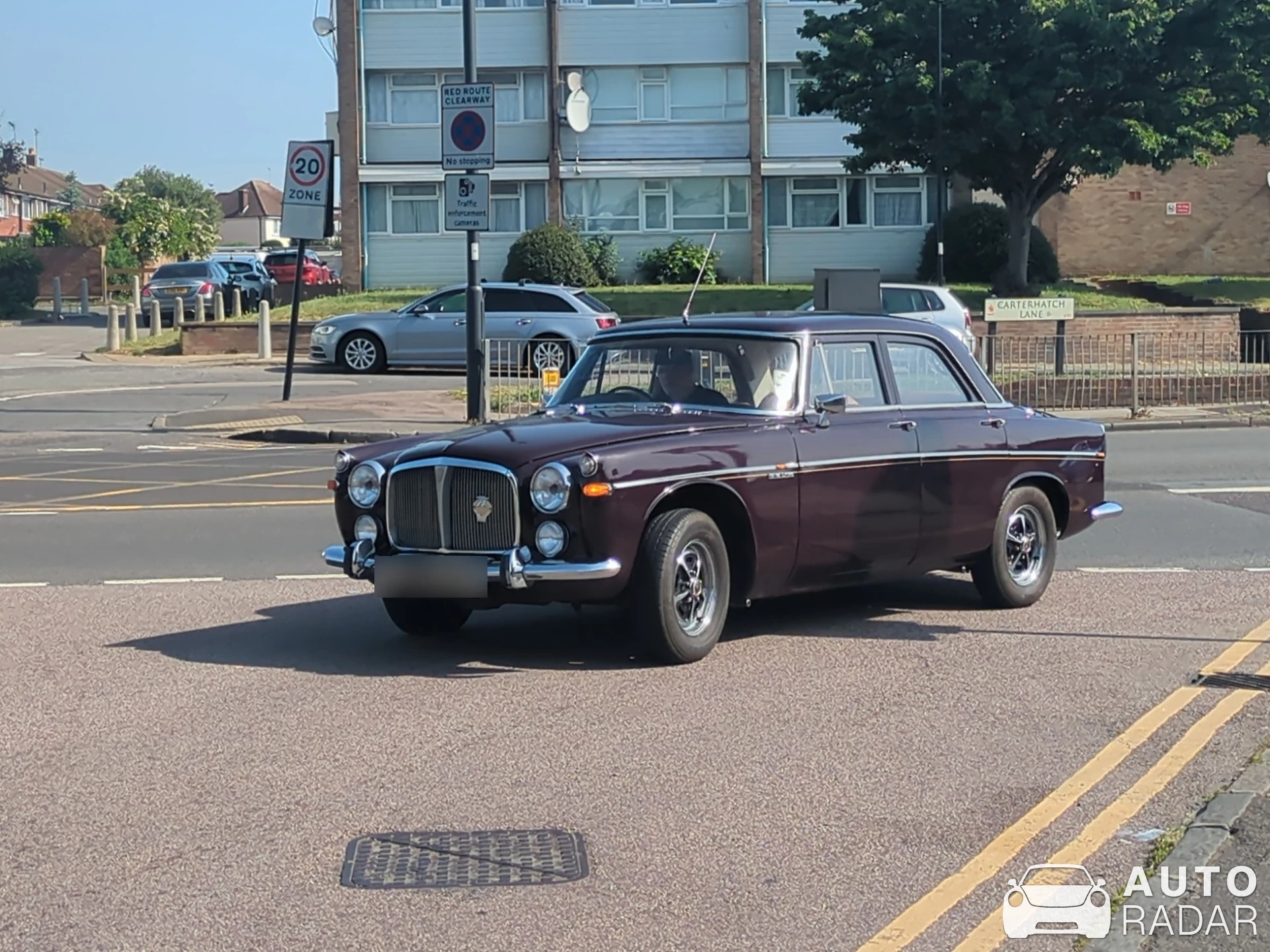 Rover P5 spotted in Enfield