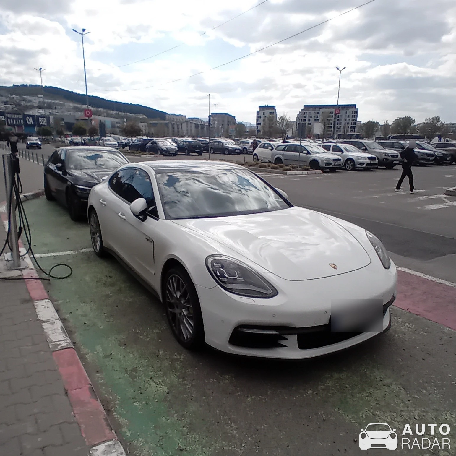 Porsche 971 Panamera 4 E-Hybrid spotted in Florești
