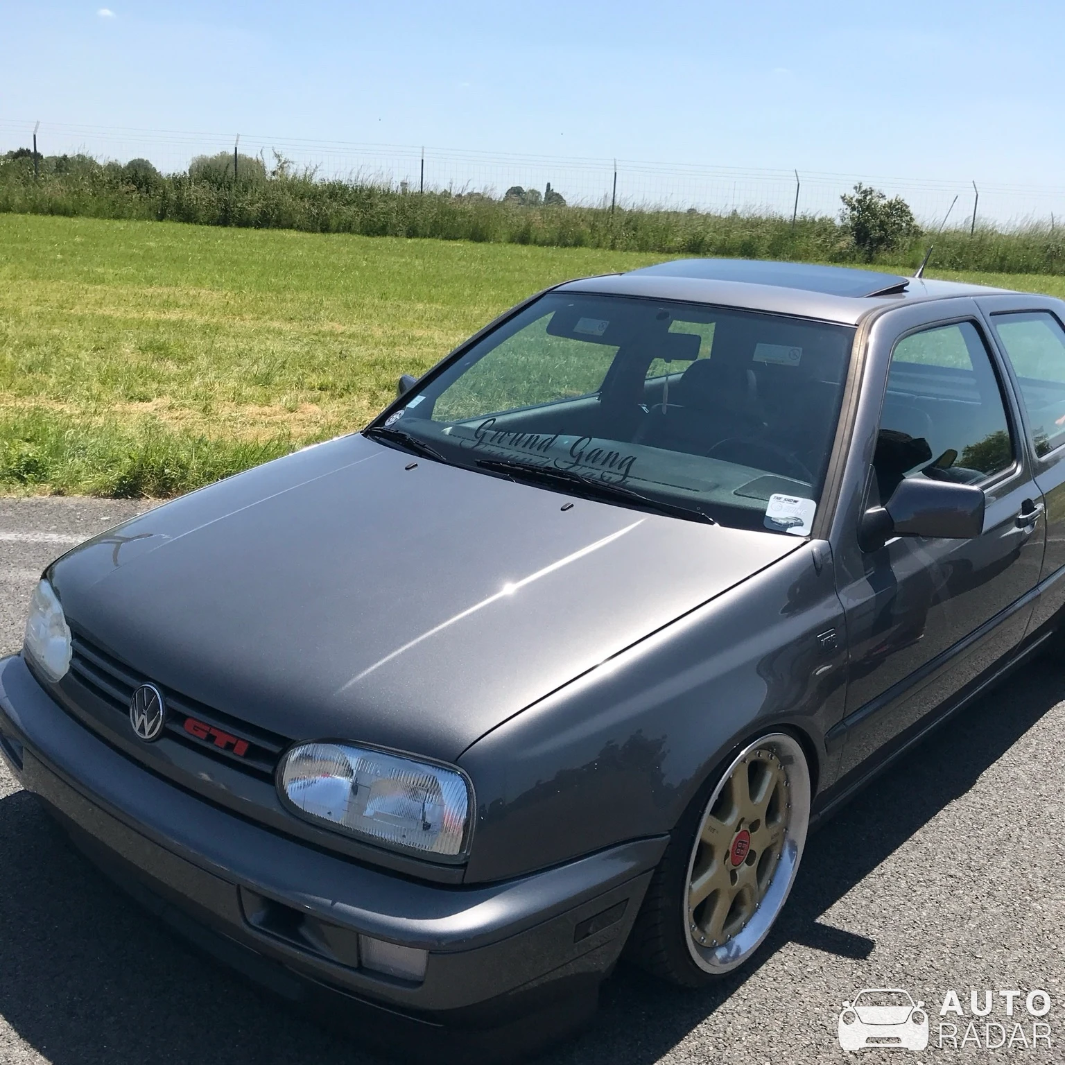 Volkswagen Golf GTI Mk2 spotted in Le Mans, France