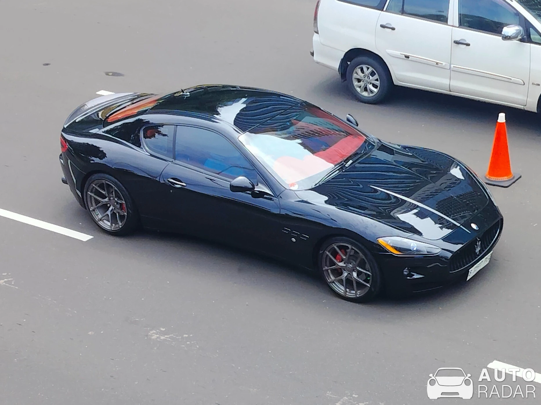 Maserati GranTurismo S spotted in Kota Jakarta Selatan, Indonesia