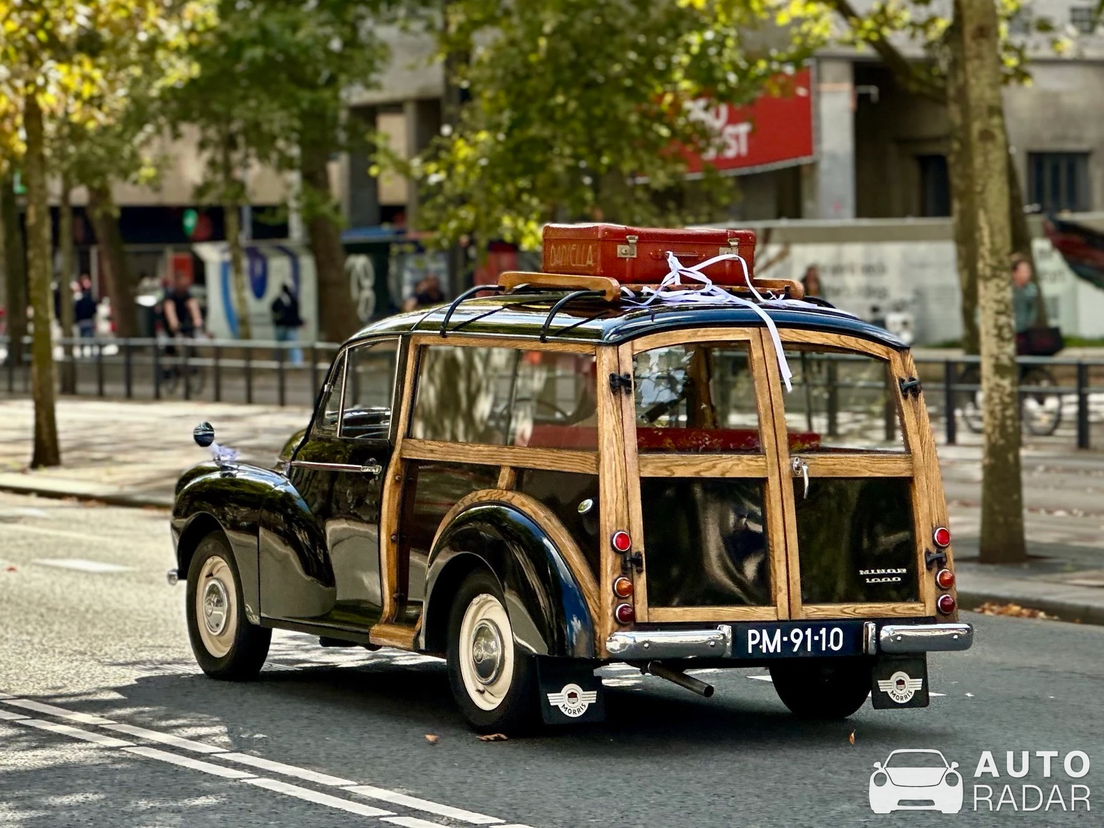 Morris Minor 1000 Traveller spotted in Rotterdam