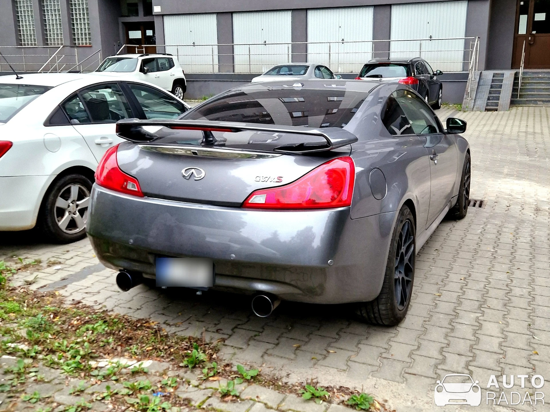 Infiniti G37S spotted in Kraków